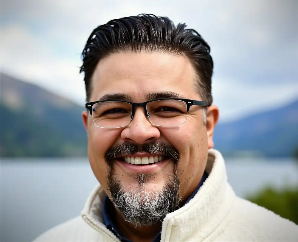 Scott Moore y Medina